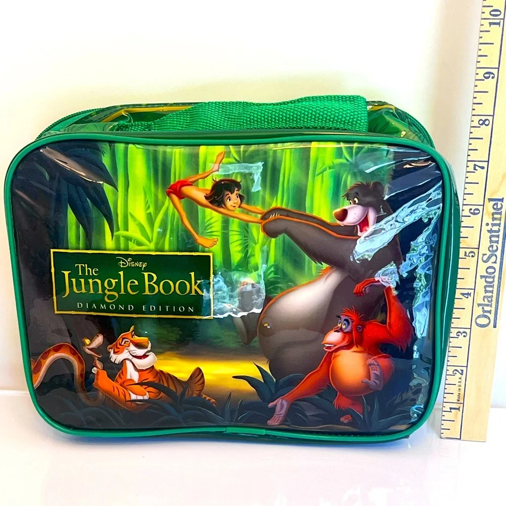Walt Disney’s Vivid Green “Jungle Book” Soft Side Lunch Bag.   New without Tags.